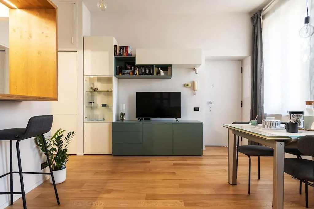 Il Bilocale Degli Architetti Apartamento Milão