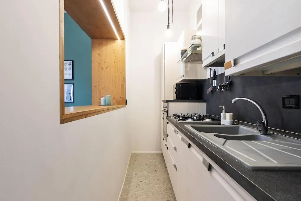 Il Bilocale Degli Architetti Apartamento Milão